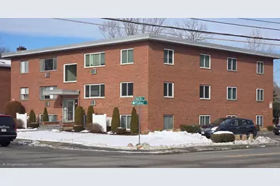 194 Lincoln St #4, Stoughton, MA 02072 - Photo 1