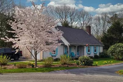 9 Washburn Pl, Dennis, MA 02641 - Photo 1