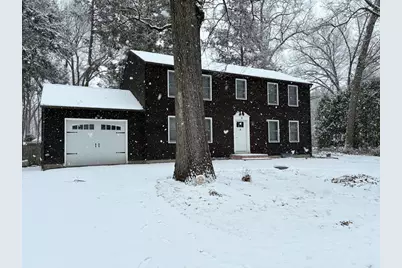 5 Ferncroft St, Longmeadow, MA 01106 - Photo 1