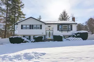 51 Heritage Rd, Billerica, MA 01821 - Photo 1