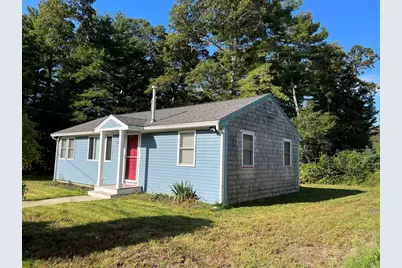 42 Union Park St, Hanson, MA 02341 - Photo 1