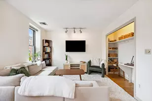 5 Grove St, Boston, MA 02114 - Photo 1
