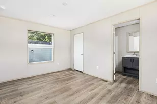 460 Collins St, Attleboro, MA 02703 - Photo 17