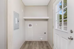 460 Collins St, Attleboro, MA 02703 - Photo 11