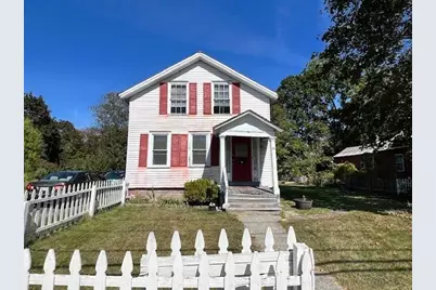 93 Maple St, Greenfield, MA 01301 - Photo 1