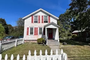 93 Maple St, Greenfield, MA 01301 - Photo 1