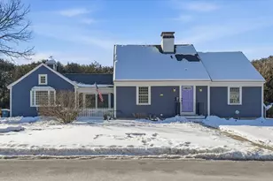 11 W Bradstreet Rd, North Andover, MA 01845 - Photo 1