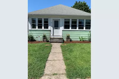 29 Saint Michael Rd, Braintree, MA 02184 - Photo 1