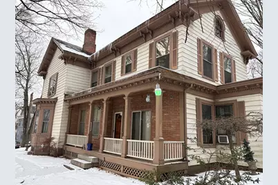 19 Walnut St, Leominster, MA 01453 - Photo 1