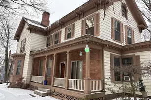 19 Walnut St, Leominster, MA 01453 - Photo 1