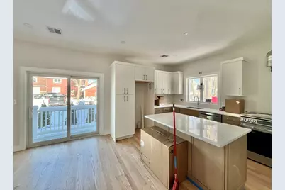 140 Arlington St #3, Medford, MA 02155 - Photo 1