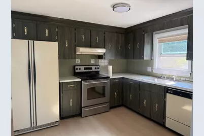 100 Central St #4, Waltham, MA 02453 - Photo 1