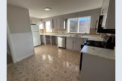 21-21A Carney St #2, Medford, MA 02155 - Photo 1