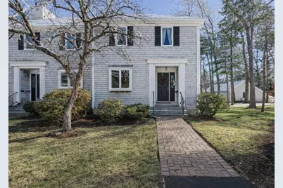 225 Lincoln St #D8, Duxbury, MA 02332 - Photo 1