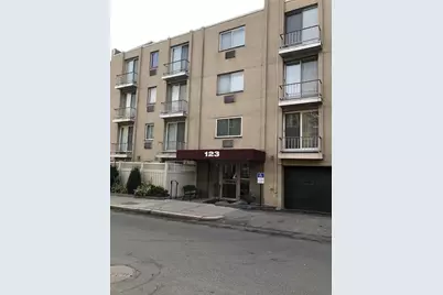 123 Sewall Avenue #3J, Brookline, MA 02446 - Photo 1