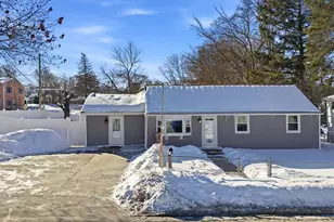 206 Burnham, Lowell, MA 01852 - Photo 1