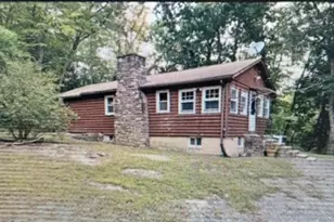 95 R Aldrich St, Granby, MA 01033 - Photo 1