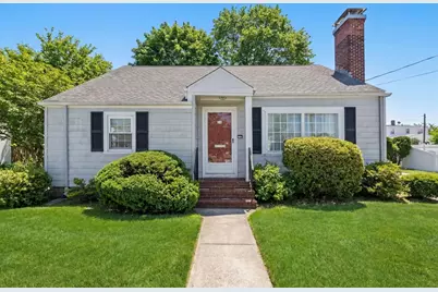 34 Chicopee St, New Bedford, MA 02745 - Photo 1