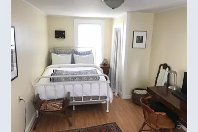 697 Main Street #4, Amherst, MA 01002 - Photo 1