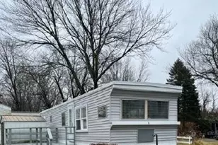 350 West St, Ludlow, MA 01056 - Photo 1