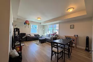 43 Pitman St, Somerville, MA 02143 - Photo 1