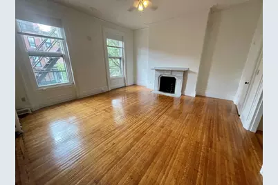 130 Marlborough St #8, Boston, MA 02116 - Photo 1