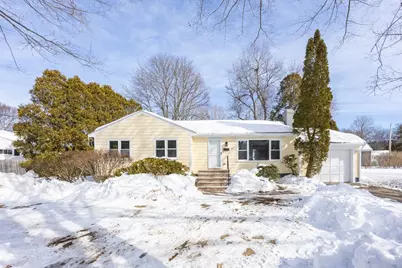 14 Bradford Rd, Hamilton, MA 01982 - Photo 1