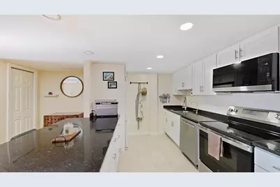 96 Old Colony Ave #212, Taunton, MA 02718 - Photo 1