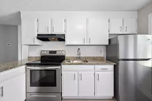 25 Horne St, Methuen, MA 01844 - Photo 1