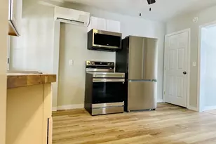 6 Oakdale Pl, Easthampton, MA 01027 - Photo 9