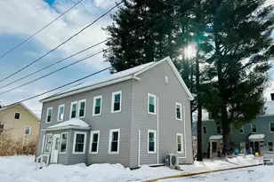 6 Oakdale Pl, Easthampton, MA 01027 - Photo 3