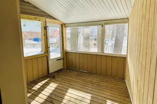 6 Oakdale Pl, Easthampton, MA 01027 - Photo 15