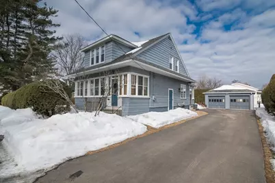 2 Oak St, Easthampton, MA 01027 - Photo 1