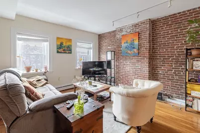 39 Garrison Rd. #3, Brookline, MA 02445 - Photo 1