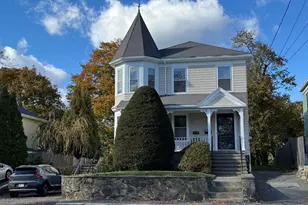 36 Pond St, Marblehead, MA 01945 - Photo 1