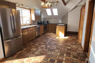 586 Franklin St, Worcester, MA 01604 - Photo 1