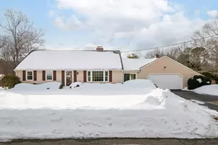 19 Greenview Dr, Plymouth, MA 02360 - Photo 1
