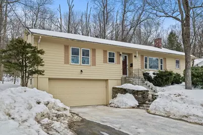28 Lynnwood Ln, Worcester, MA 01609 - Photo 1