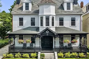 29 Central St, Manchester by the Sea, MA 01944 - Photo 1