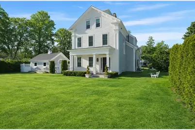 10 Franklin St, Dartmouth, MA 02748 - Photo 1