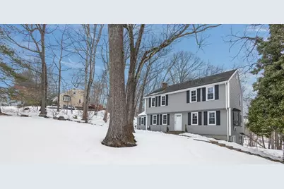 19 Valerie Dr, Plainville, MA 02762 - Photo 1