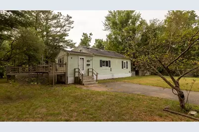 101 Pine Grove Ave, Bellingham, MA 02019 - Photo 1
