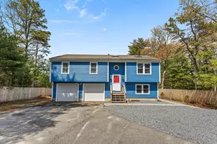 67 Algonquin St, Wareham, MA 02532 - Photo 1