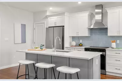267 Old Colony #509, Boston, MA 02127 - Photo 1