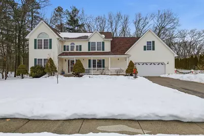19 Logan Pl, Agawam, MA 01030 - Photo 1
