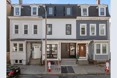 653 E 7th #3, Boston, MA 02127 - Photo 1