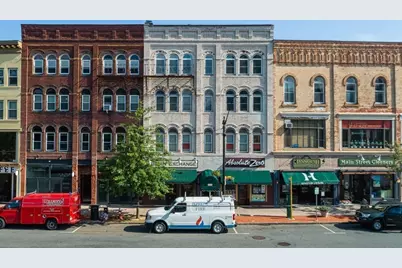 231 Main St #3R, Northampton, MA 01060 - Photo 1
