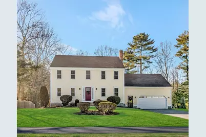 7 Fieldstone Dr, Mansfield, MA 02048 - Photo 1