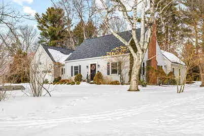 25 Woodbridge Ter, South Hadley, MA 01075 - Photo 1
