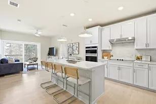 300 Martins Lndg, North Reading, MA 01864 - Photo 1